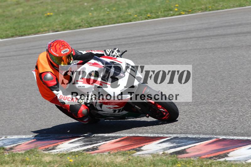 /Archiv-2022/07 16.04.2022 Speer Racing ADR/Instruktorengruppe/11